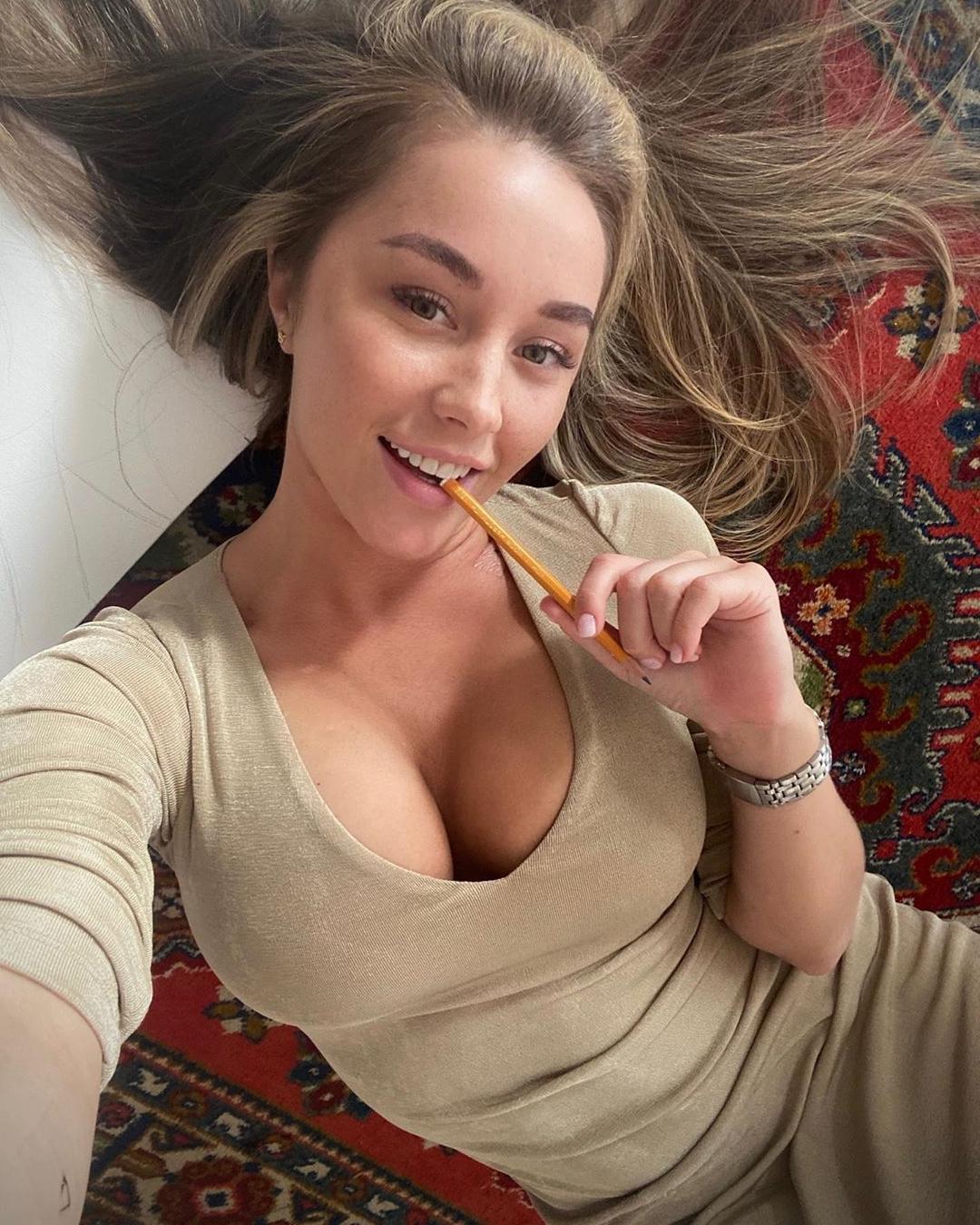 Olga chocolate naked