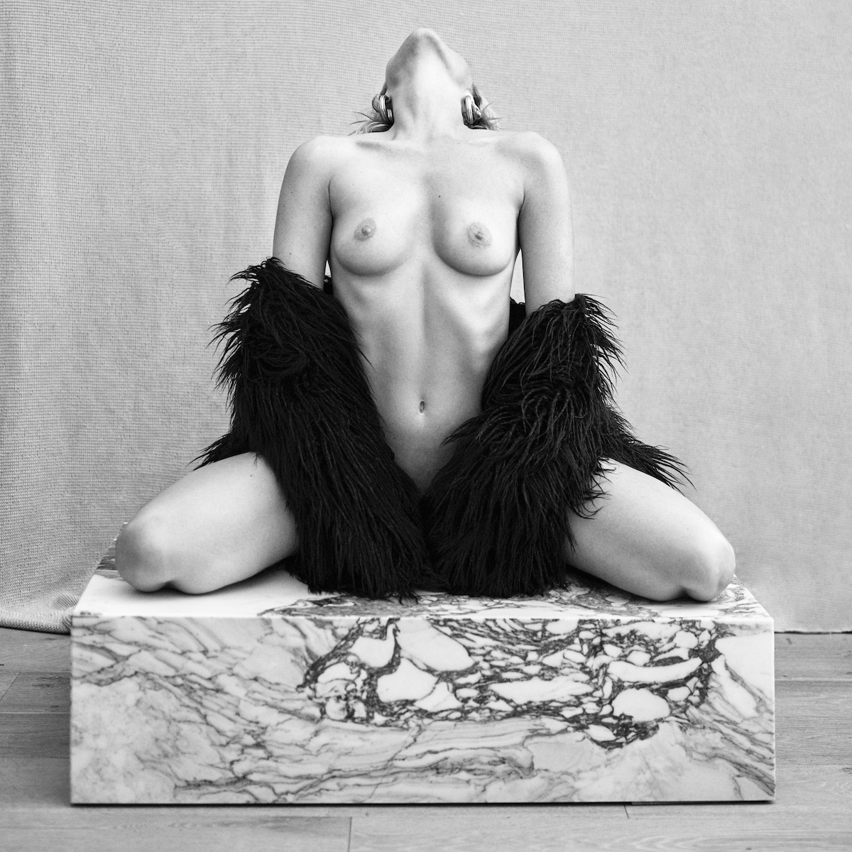 The naked truth - Viktoriia Yarova & Emmanuel Vivier Image 3